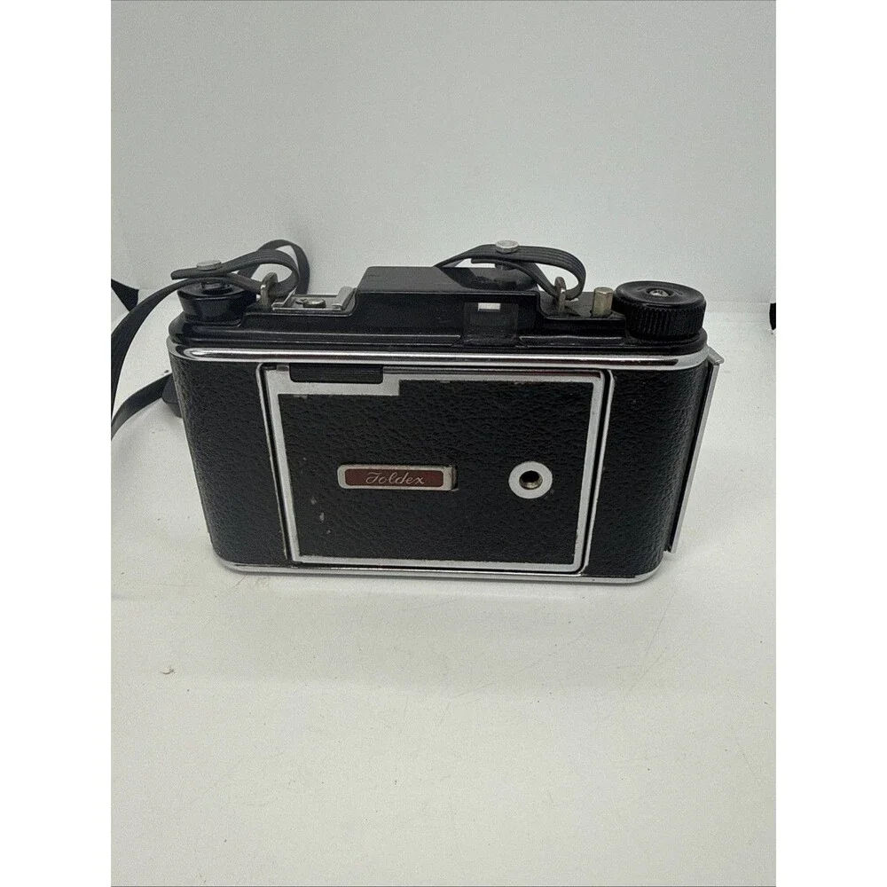 Vintage 1949 Foldex 20 Pho-Tak Folding Camera With 105mm Octvar Lens